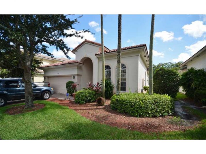 7314 NW 19 CT, Hollywood, FL 33024