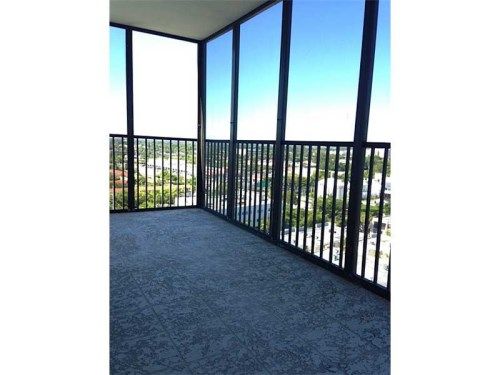 20100 W COUNTRY CLUB DR # 1402, Miami, FL 33180