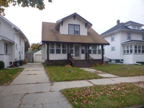 2025 74th St, Kenosha, WI 53143