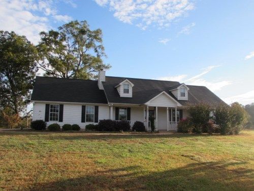 609 Laney Rd, Locust Grove, GA 30248