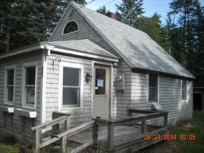 161 Marshall Cove Rd, Islesboro, ME 04848