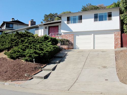 924 Viewridge Dr, San Mateo, CA 94401