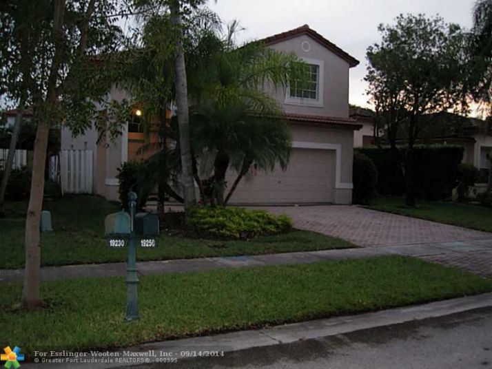 19250 NW 12TH MNR, Hollywood, FL 33029