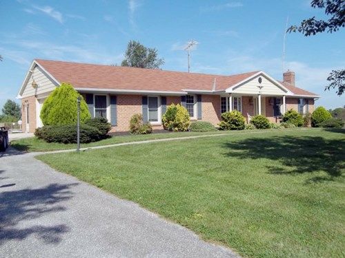 911 Pine Grove Road, Littlestown, PA 17340