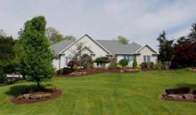 8 HOLLY LN Mohnton, PA 19540