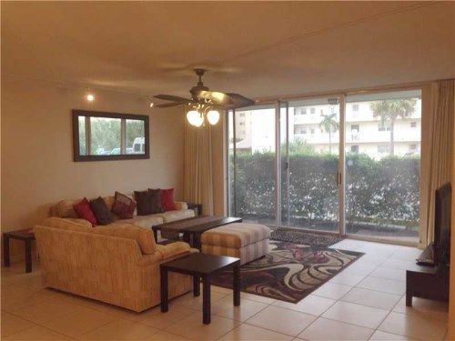 401 NE 14 AV # 103, Hallandale, FL 33009