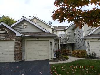 1379 Ridgefield Cir, Carol Stream, IL 60188