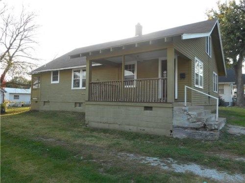 314 W Ohio St, Clinton, MO 64735