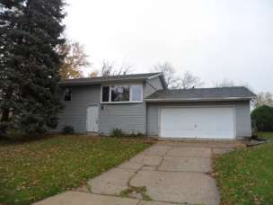 2962 74th Avenue, Merrillville, IN 46410