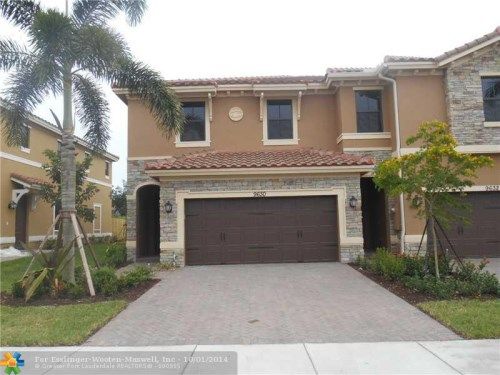 9630 TOWN PARC CIRCLE S # 9630, Pompano Beach, FL 33076