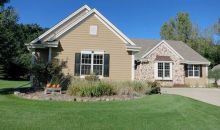 107 Muir Valley Rd Delafield, WI 53018