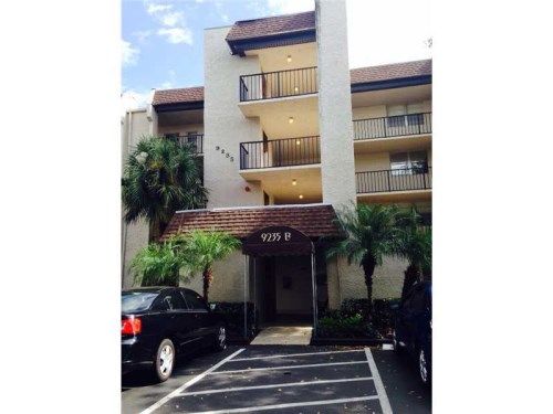 9235 LAGOON PL # 205, Fort Lauderdale, FL 33324