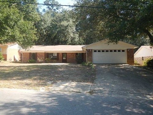 5748 Princeton Dr, Pensacola, FL 32526