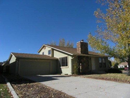 2909 Banjo Dr, Colorado Springs, CO 80918