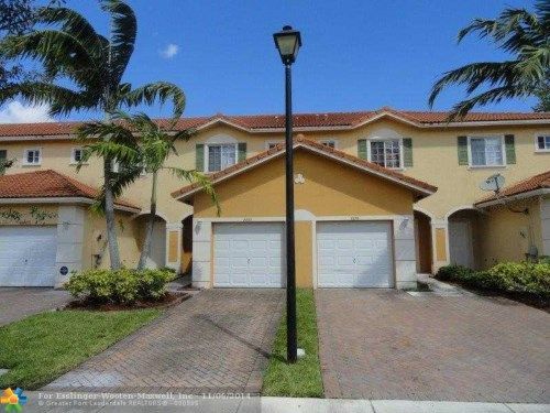 8855 N ISLES CR # 8855, Fort Lauderdale, FL 33321