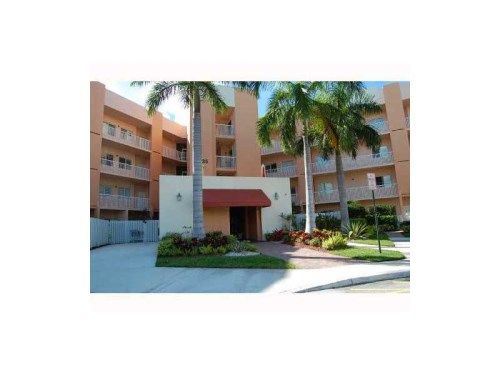 7735 YARDLEY DR # 301, Fort Lauderdale, FL 33321