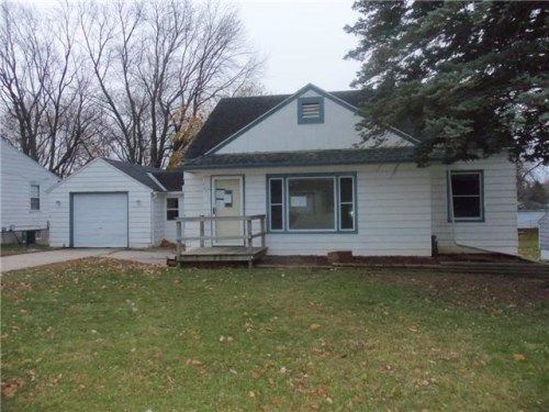 1216 Hawthorne St, Albert Lea, MN 56007