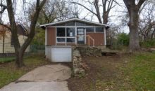 6940 Walrond Ave Kansas City, MO 64132