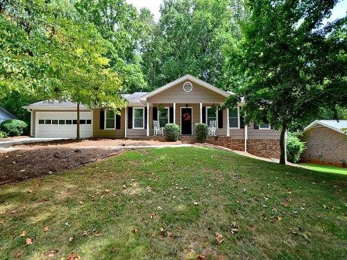 435 Wavetree Drive, Roswell, GA 30075