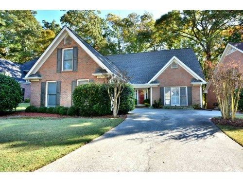 321 Devon Court, Alpharetta, GA 30004