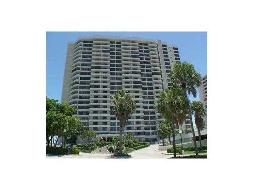 600 THREE ISLANDS BL # 216, Hallandale, FL 33009