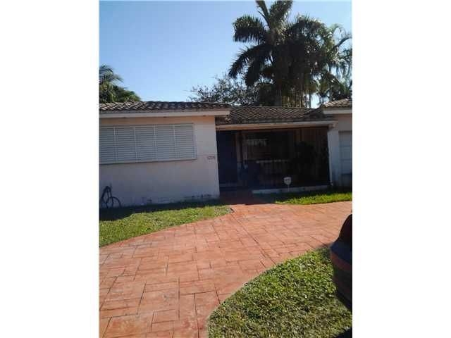 1206 LINCOLN ST, Hollywood, FL 33019