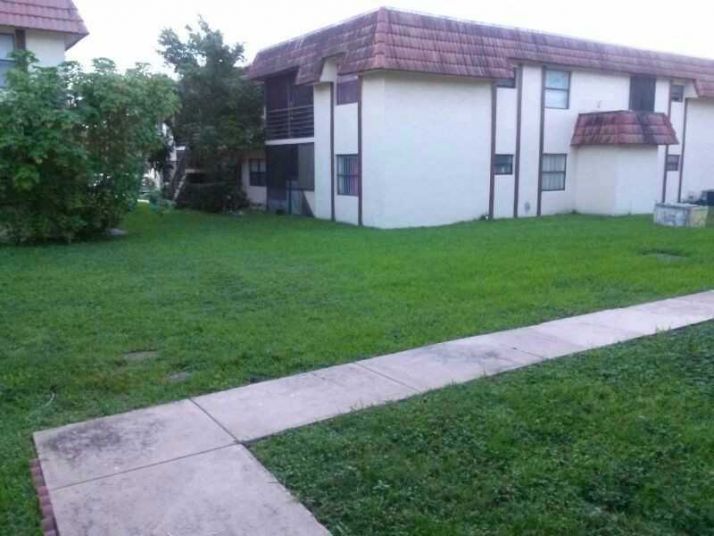 6525 W 26 DR # 103-27, Hialeah, FL 33016