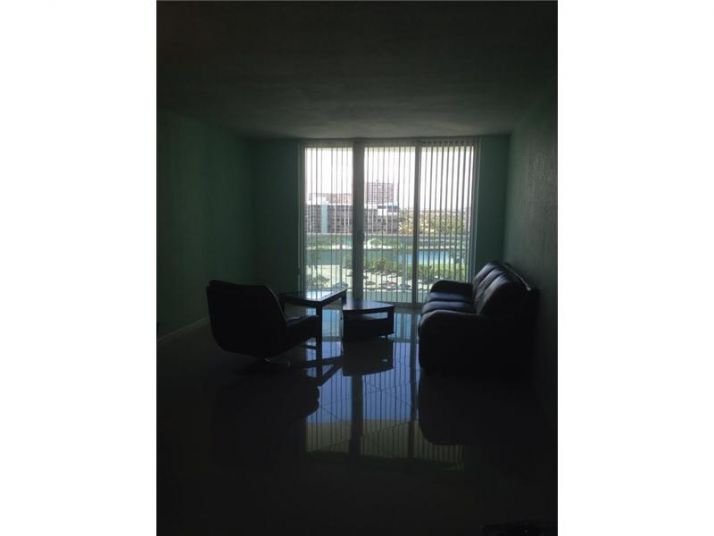 3801 S Ocean Dr # 10Q, Hollywood, FL 33019