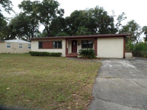 7832 Denham Rd, Jacksonville, FL 32208