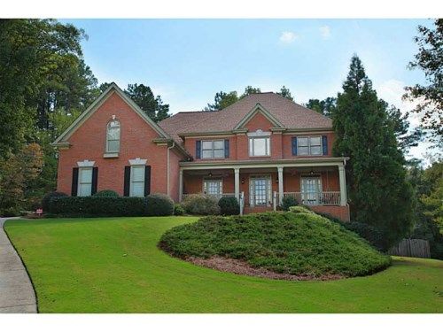 530 Oakleaf Way, Alpharetta, GA 30004