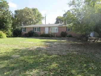 1048 Clyde Rd, Hartsville, SC 29550