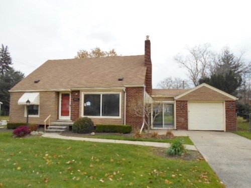 3501 Bennett St, Dearborn, MI 48124