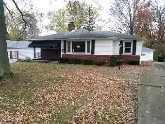 158 7th St, Columbiana, OH 44408