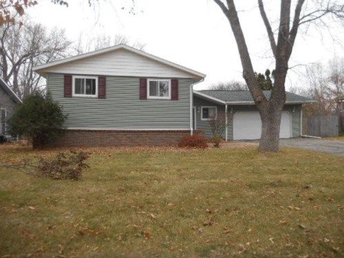 1342 17th St W, Hastings, MN 55033