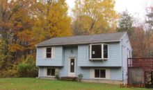 4 Woodland Dr Kingston, NH 03848