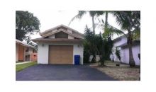 565 LAKESIDE CR Fort Lauderdale, FL 33326