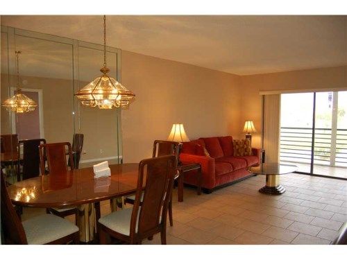 10303 SUNRISE LAKES BL # 302, Fort Lauderdale, FL 33322