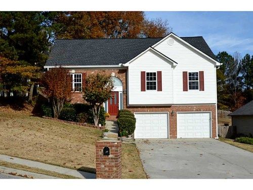 1114 Spanish Moss Court, Lawrenceville, GA 30045