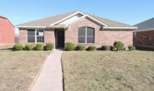 1810 Brooks Dr Lancaster, TX 75134