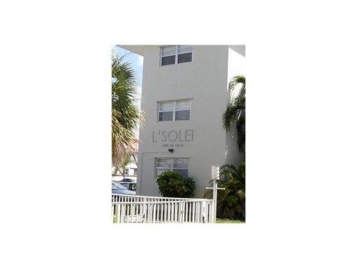 1100 NE 1 CT # 309, Hallandale, FL 33009