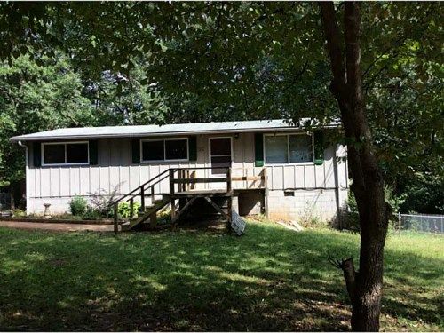 130 Robinhood Drive, Woodstock, GA 30188