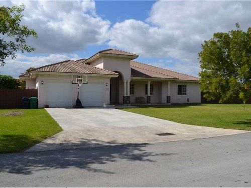 32252 SW 204 CT, Homestead, FL 33030