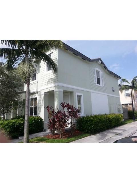 2932 SE 2 DR # 13, Homestead, FL 33033