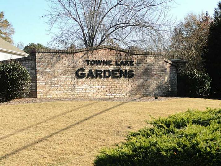 104 Garden Lake Drive, Calhoun, GA 30701