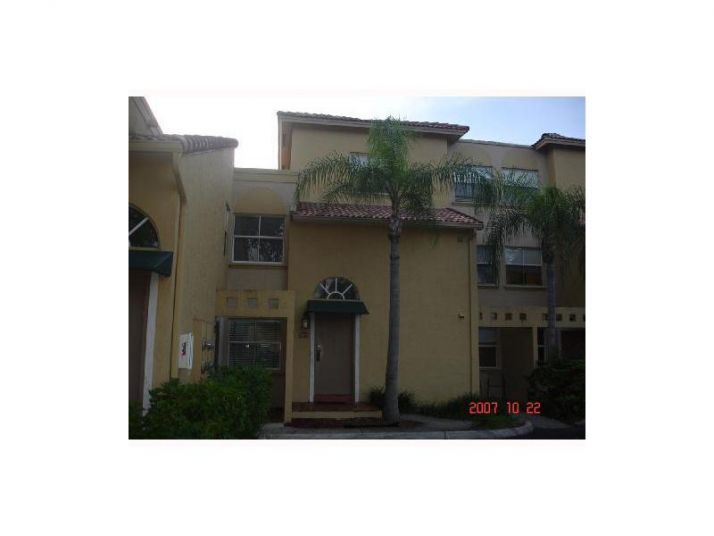 4872 NW 97 PL # 289, Miami, FL 33178