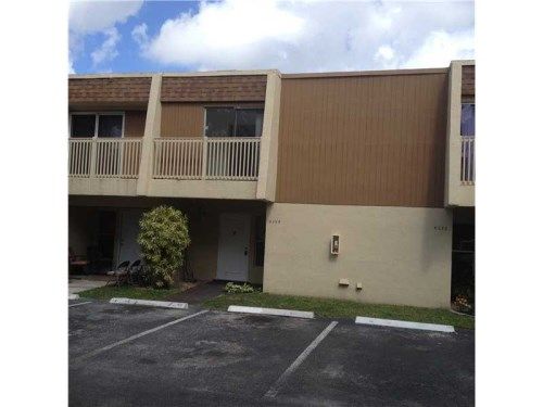 6304 MOSELEY ST # 2, Hollywood, FL 33024