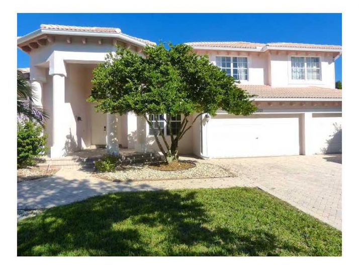 16767 NW 19 CT, Hollywood, FL 33028