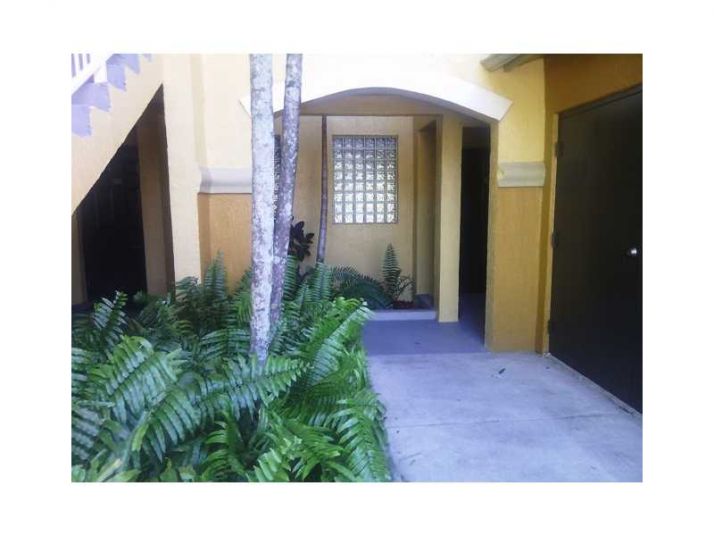 9640 NW 2 ST # 5104, Hollywood, FL 33024