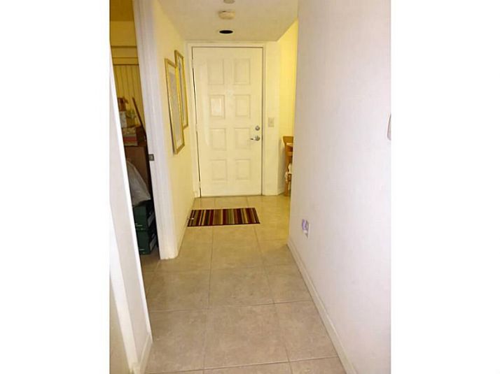 1650 SW 124 TE # 409D, Hollywood, FL 33027