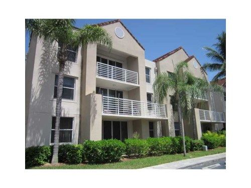 2721 OCEAN CLUB BL # 203, Hollywood, FL 33019